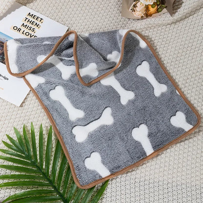 Coral Fleece Pet Sleeping Blanket for Cats & Dogs | Tenini Strive Pet