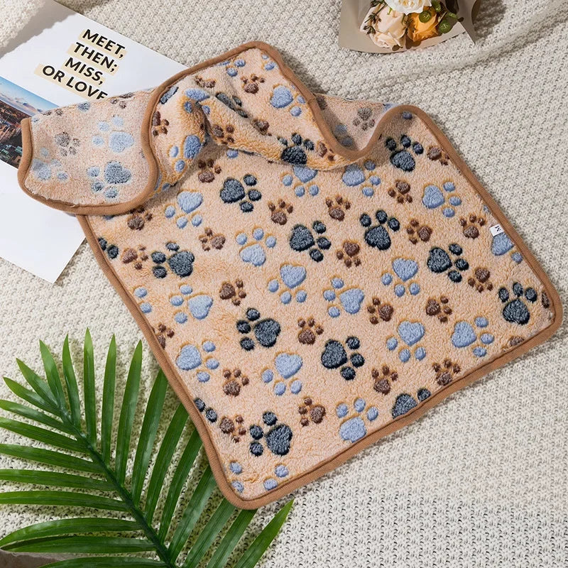 Coral Fleece Pet Sleeping Blanket for Cats & Dogs | Tenini Strive Pet